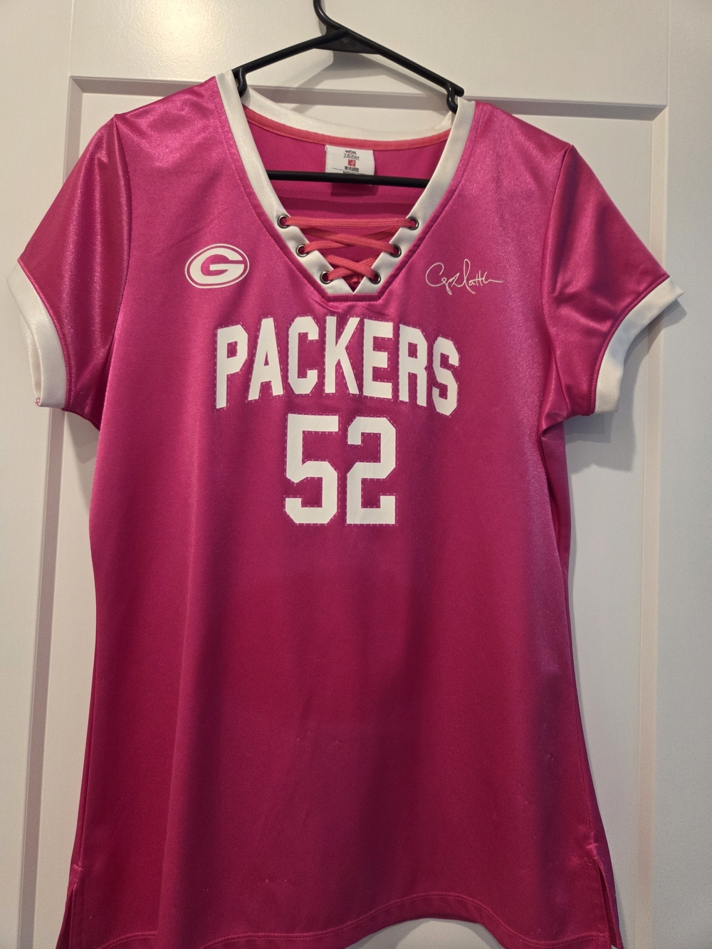 NFL Women's Pink Packers Lace-Up Jersey Top with '52'